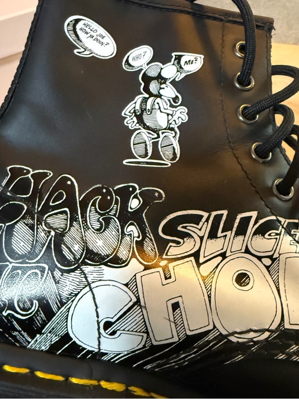 Dr. Martens LIMITED EDITION Rick Griffin boots - Picture 6 of 13